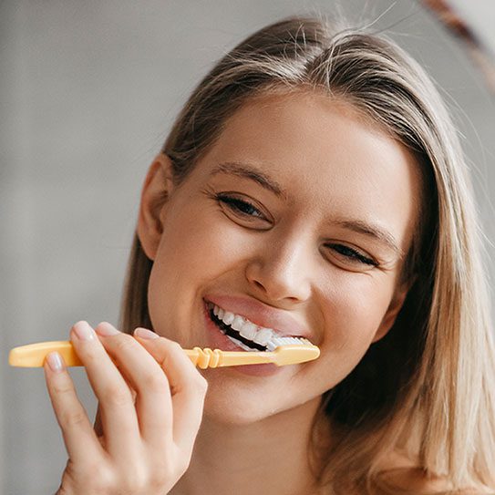 - Roberts Wellness Dental - Centralia Dentist